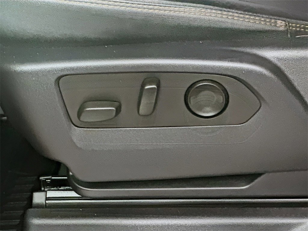 Used 2023 GMC Sierra 1500 AT4 w/ AT4 Premium Package image 22