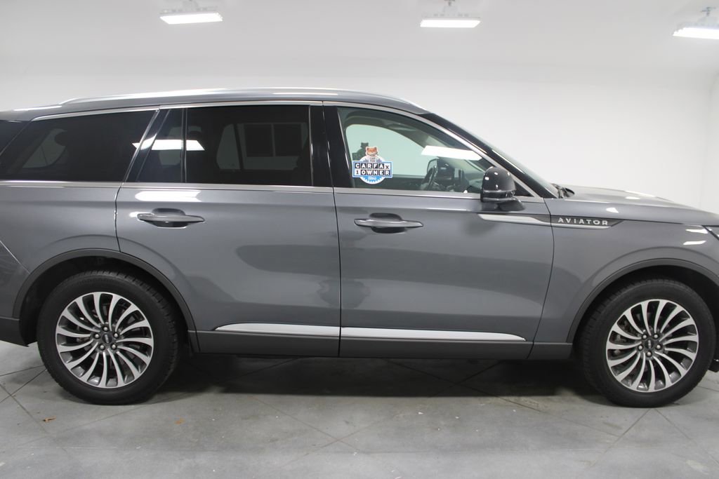 Used 2022 Lincoln Aviator Reserve image 11