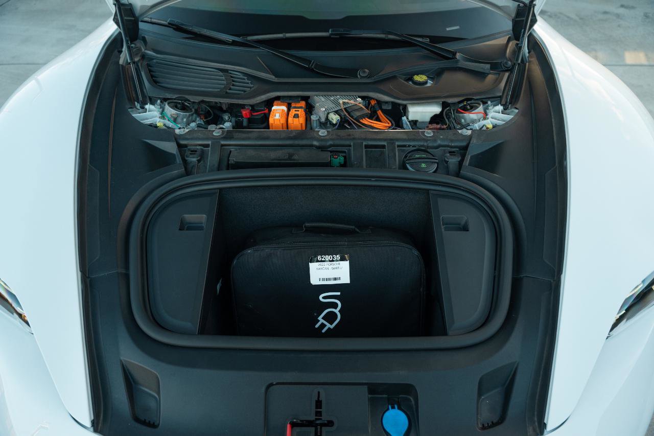 Used 2022 Porsche Taycan Turbo S image 47