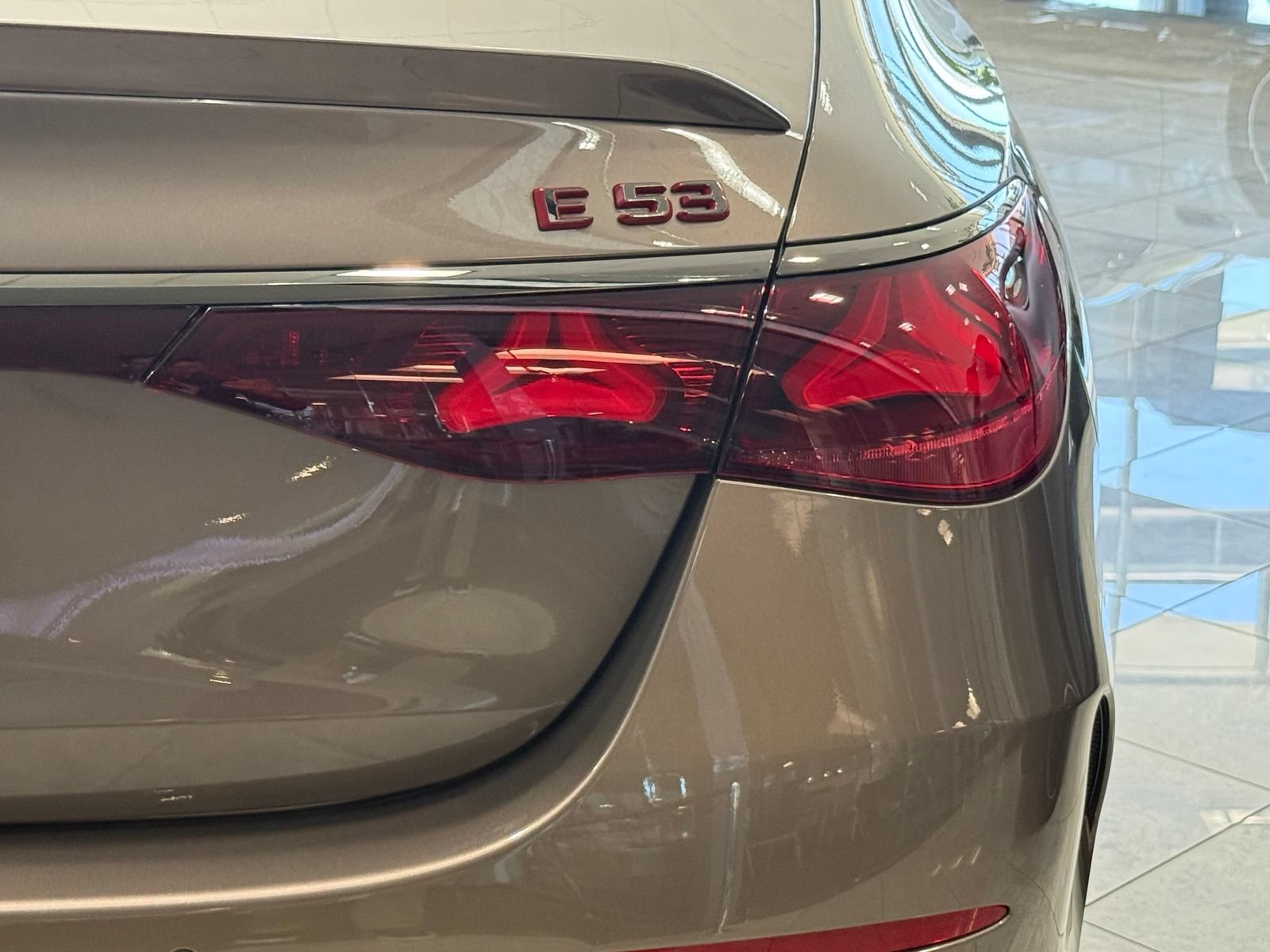 New 2027 Mercedes-Benz E 53 AMG e 4MATIC Sedan image 11