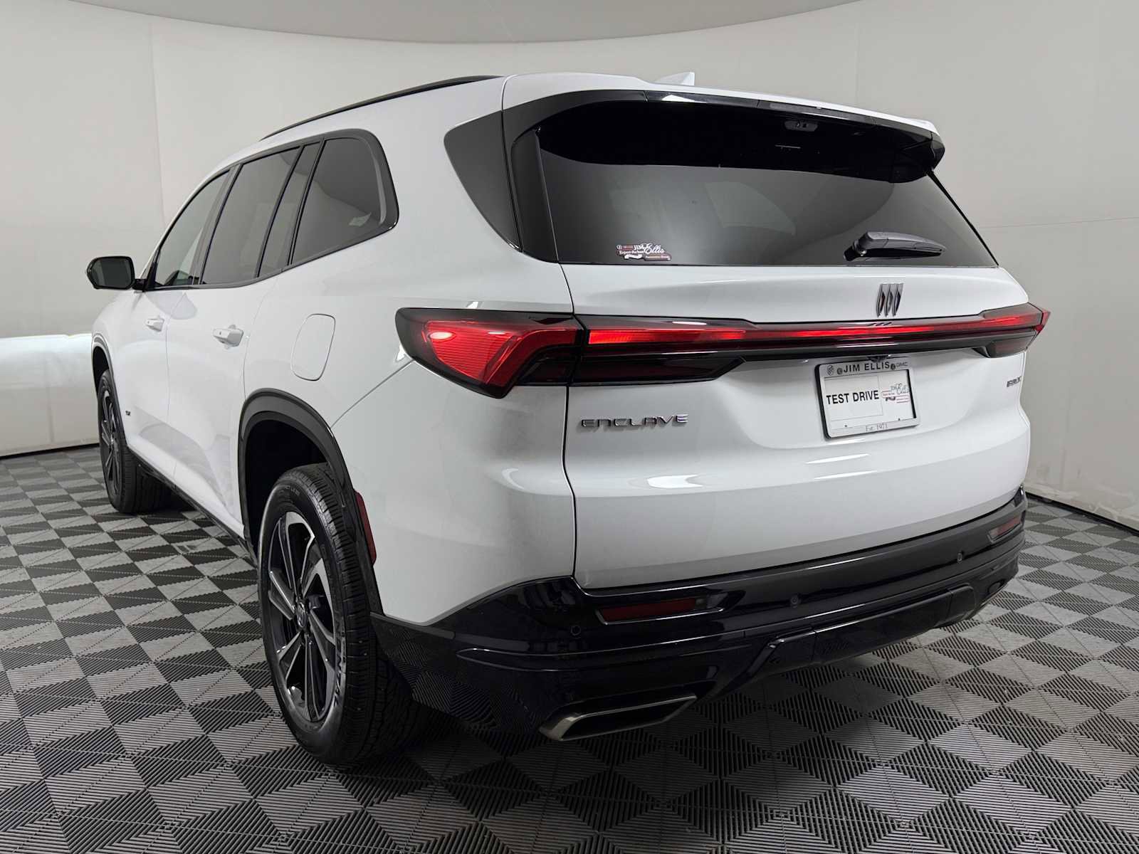 New 2026 Buick Enclave Sport Touring w/ Power Package image 4