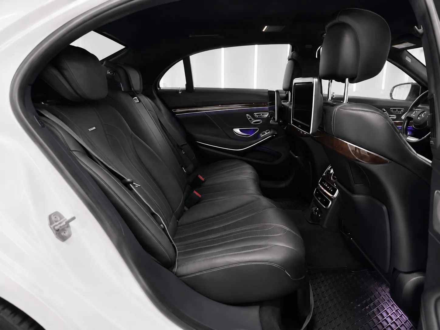 Used 2015 Mercedes-Benz S 63 AMG 4MATIC Sedan image 14