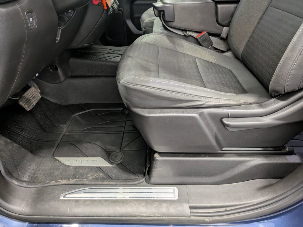 Used 2021 Chevrolet Silverado 2500 LT AWD/4WD image 5