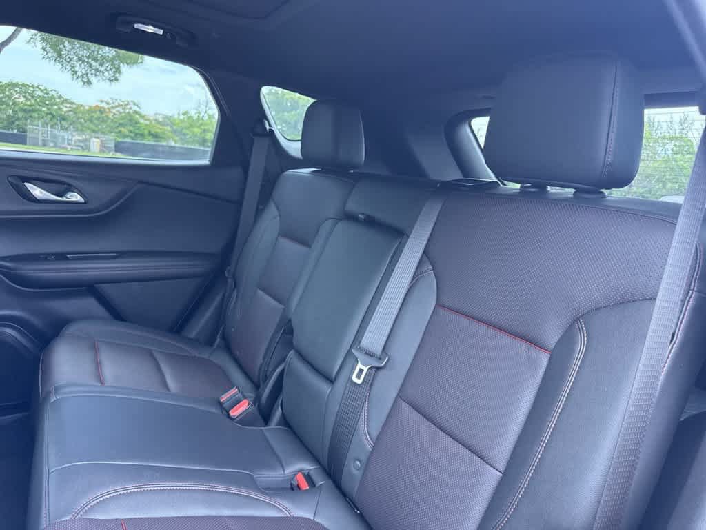 Used 2022 Chevrolet Blazer RS FWD image 22