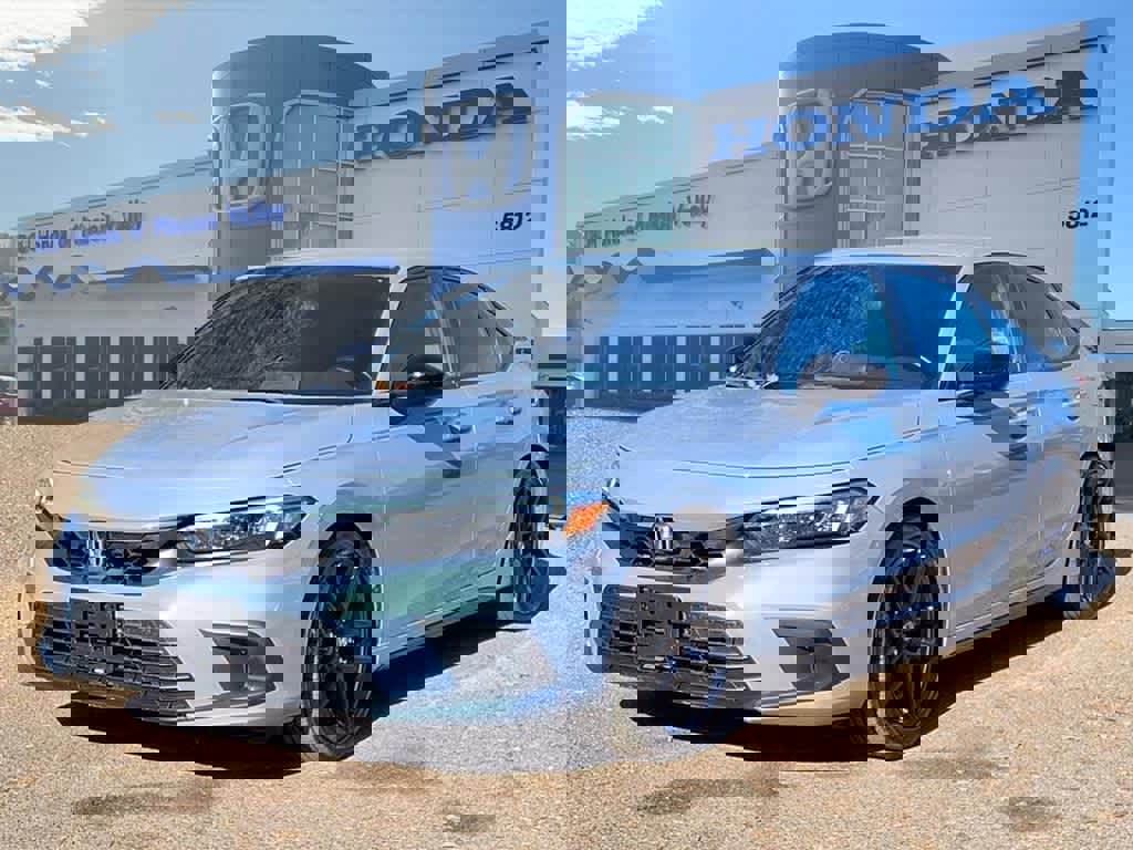 Used 2023 Honda Civic Sport image 1