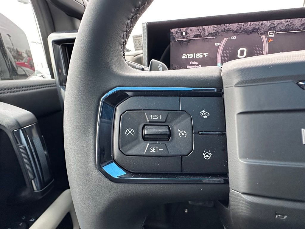New 2026 GMC Hummer EV SUV w/ LPO, Sport Package AWD/4WD image 29
