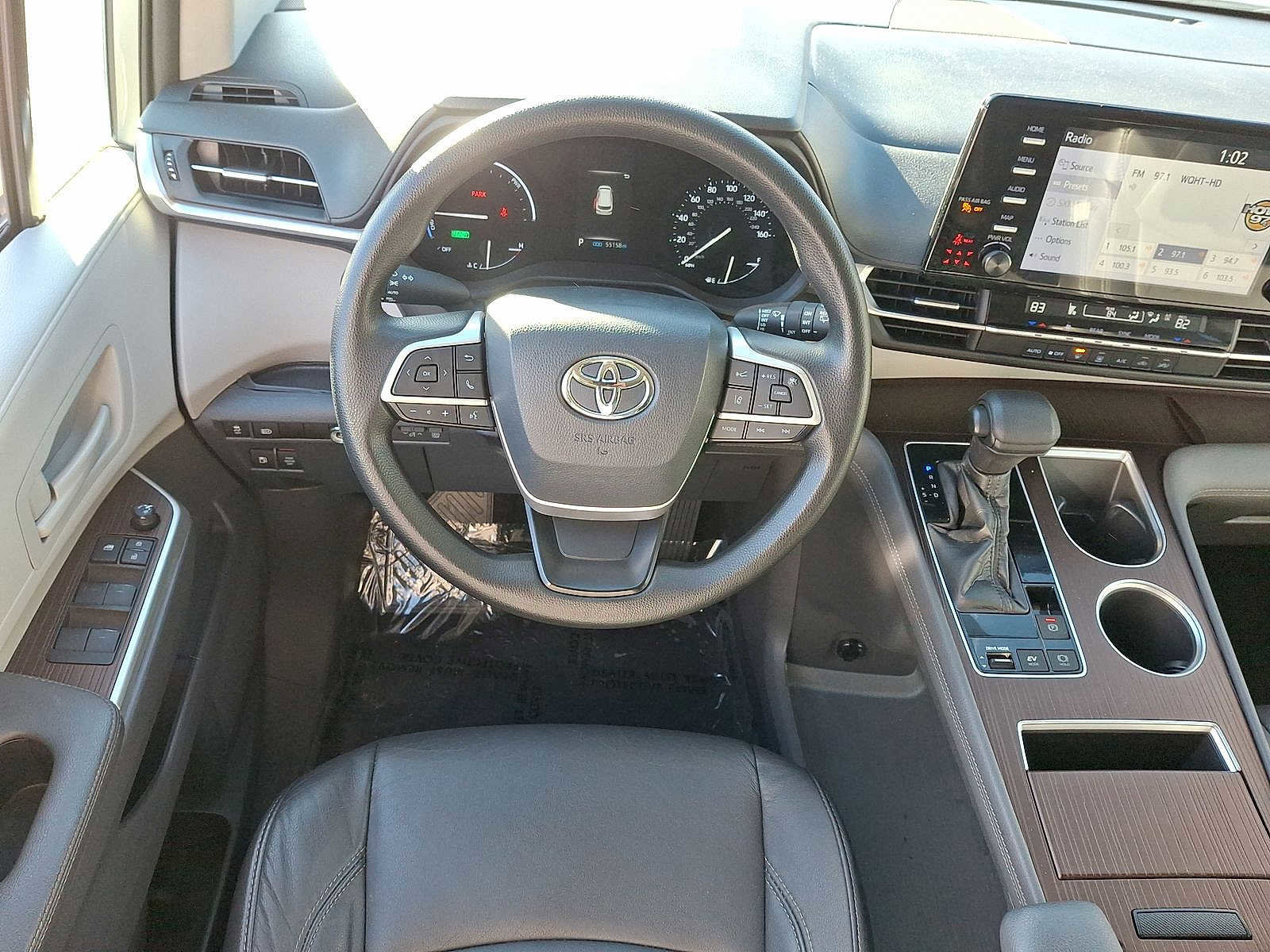 Used 2021 Toyota Sienna LE image 21