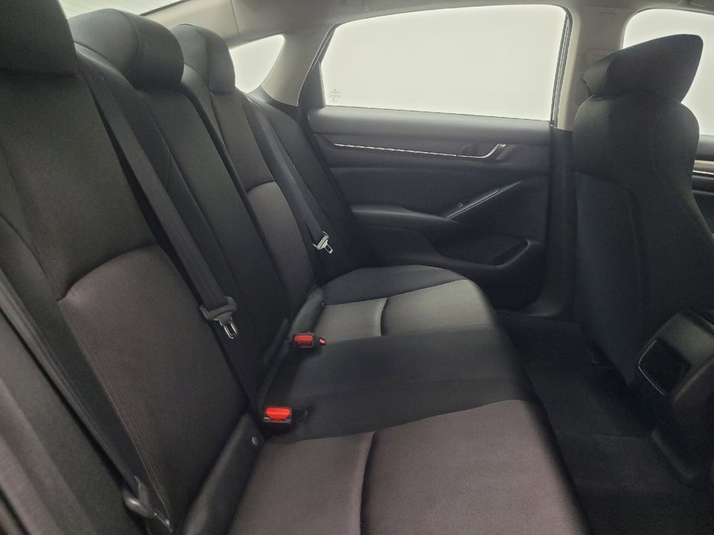 Used 2018 Honda Accord LX image 19