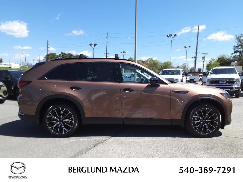 New 2025 MAZDA CX-70 Plug-In Hybrid w/ Premium Pkg AWD/4WD image 4