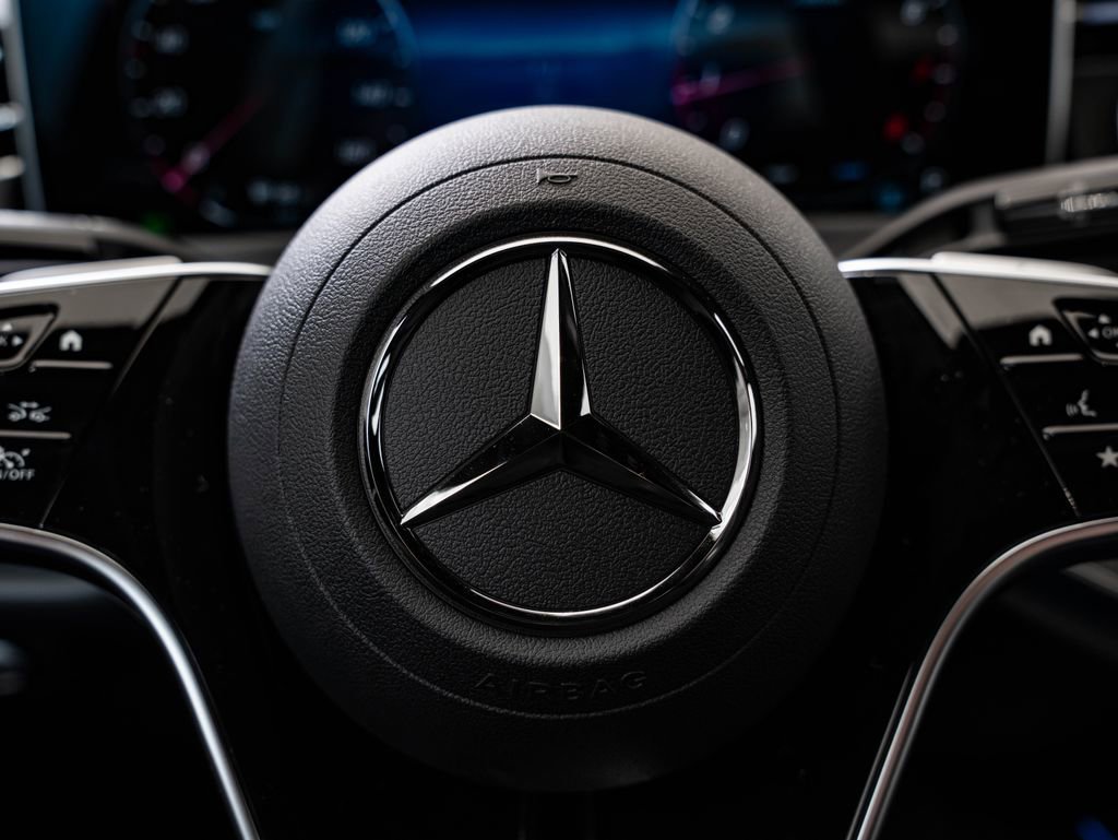 New 2026 Mercedes-Benz E 350 4MATIC Sedan image 31