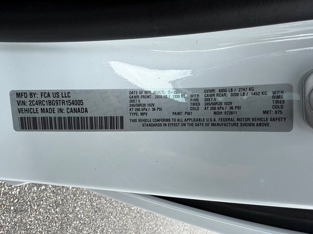 New 2026 Chrysler Pacifica Select image 37