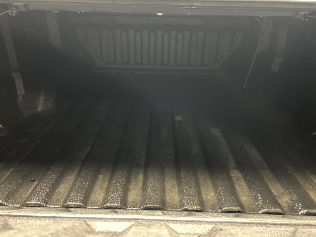 Used 2023 GMC Canyon AT4 w/ Technology Package AWD/4WD image 25