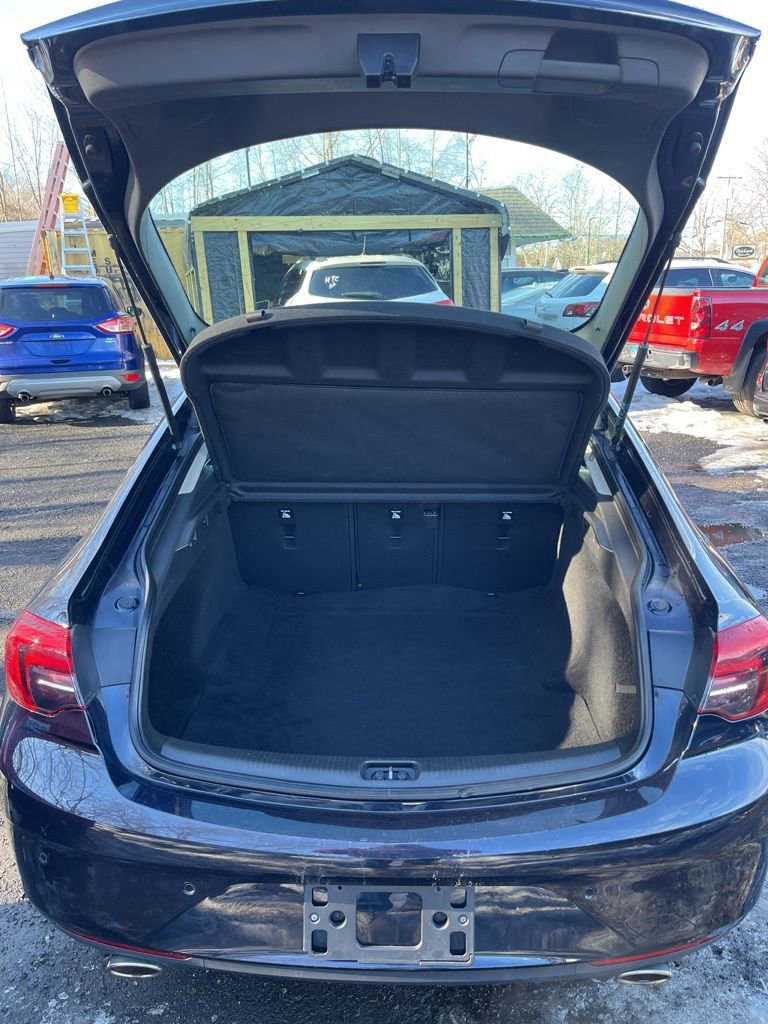 Used 2019 Buick Regal Preferred w/ Driver Confidence Package I image 10