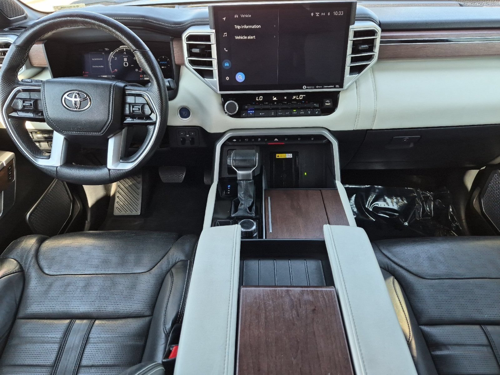 Used 2023 Toyota Tundra Capstone AWD/4WD image 12