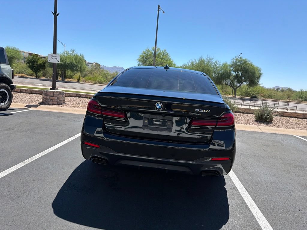 Used 2023 BMW 530i w/ M Sport Package RWD image 5