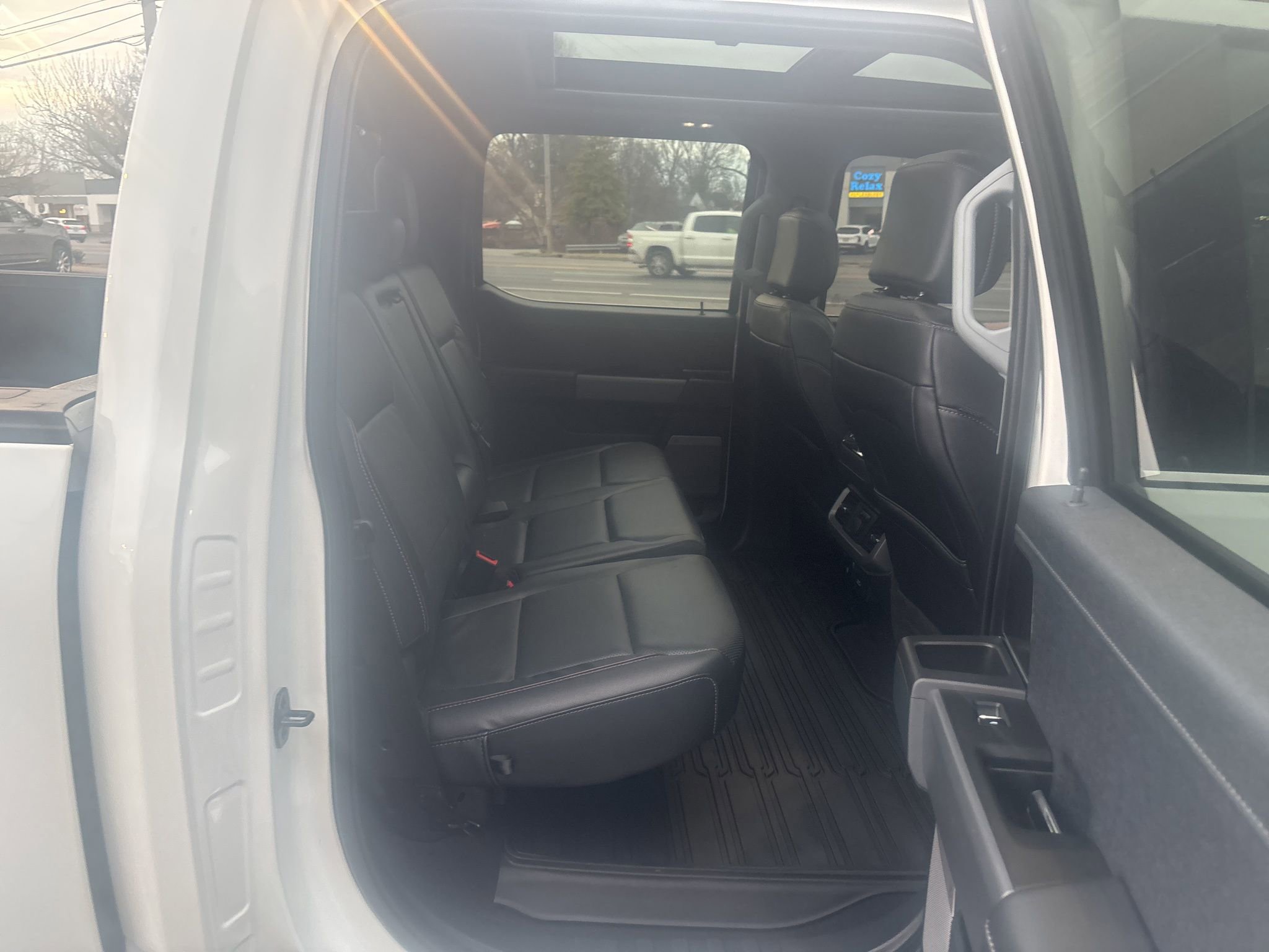 Used 2023 Ford F150 Lariat w/ Equipment Group 502A High image 17