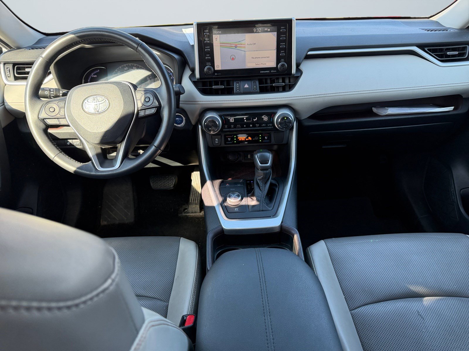 Used 2019 Toyota RAV4 Limited w/ Limited Grade Weather Package image 12