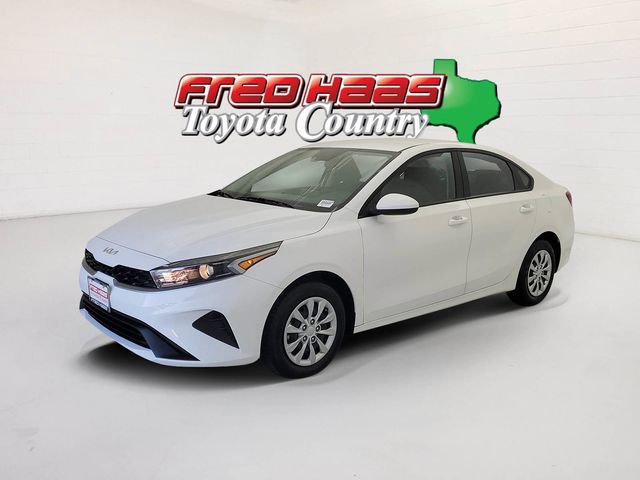 Used 2024 Kia Forte LX image 1