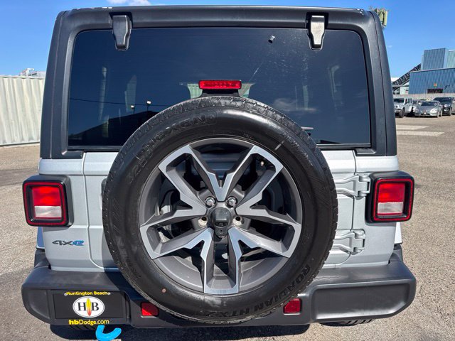 Used 2024 Jeep Wrangler Unlimited AWD/4WD image 5