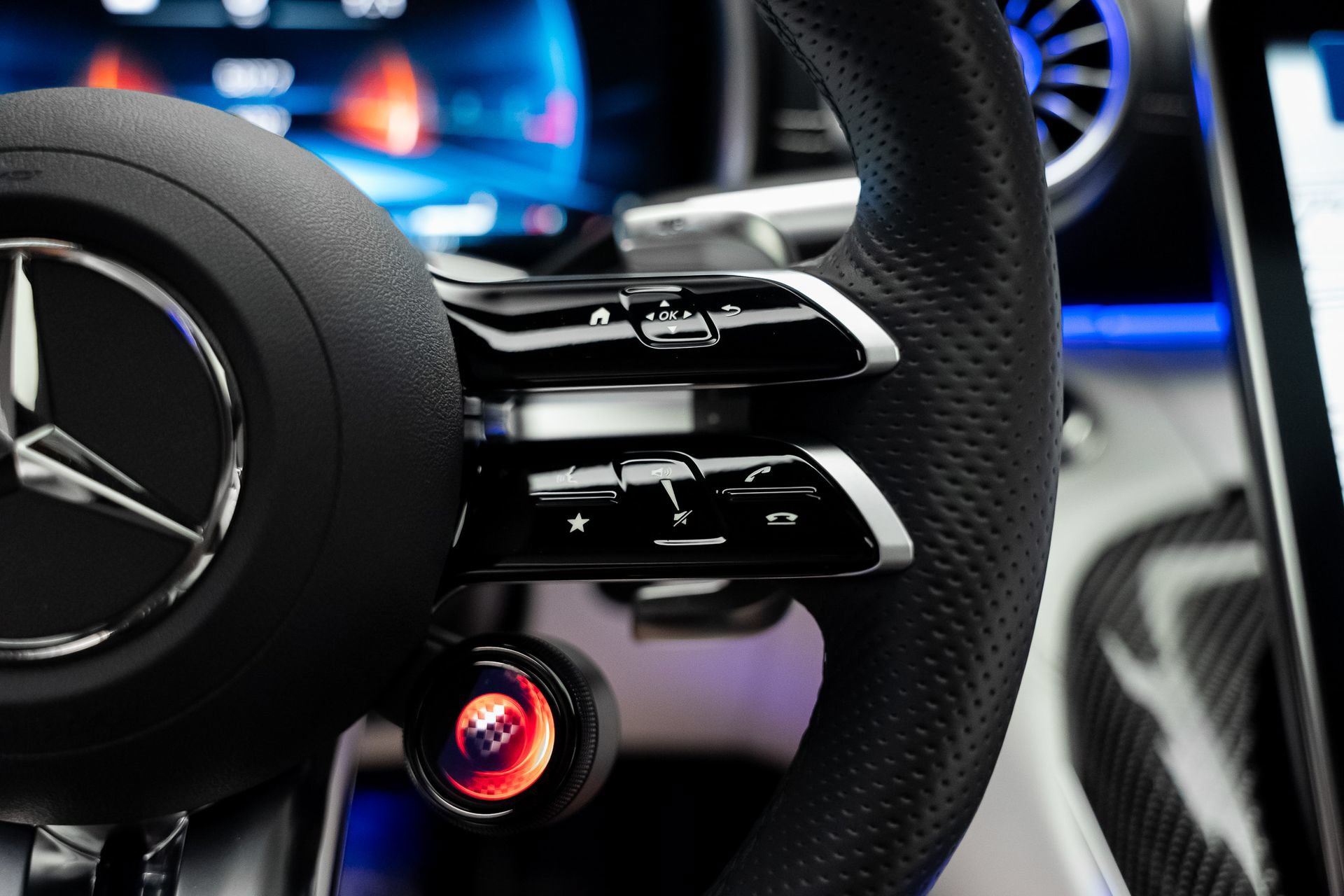 Used 2025 Mercedes-Benz AMG GT 63 image 51