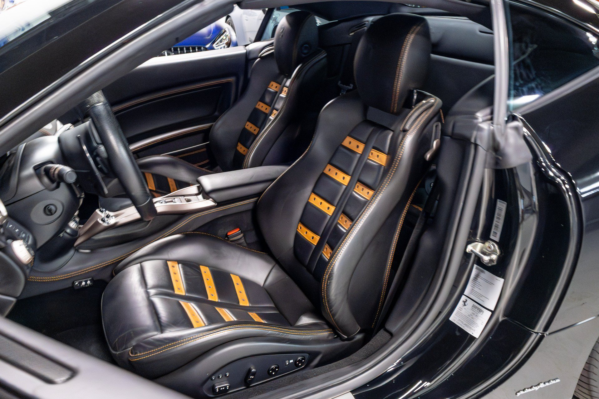 Used 2012 Ferrari California RWD image 7