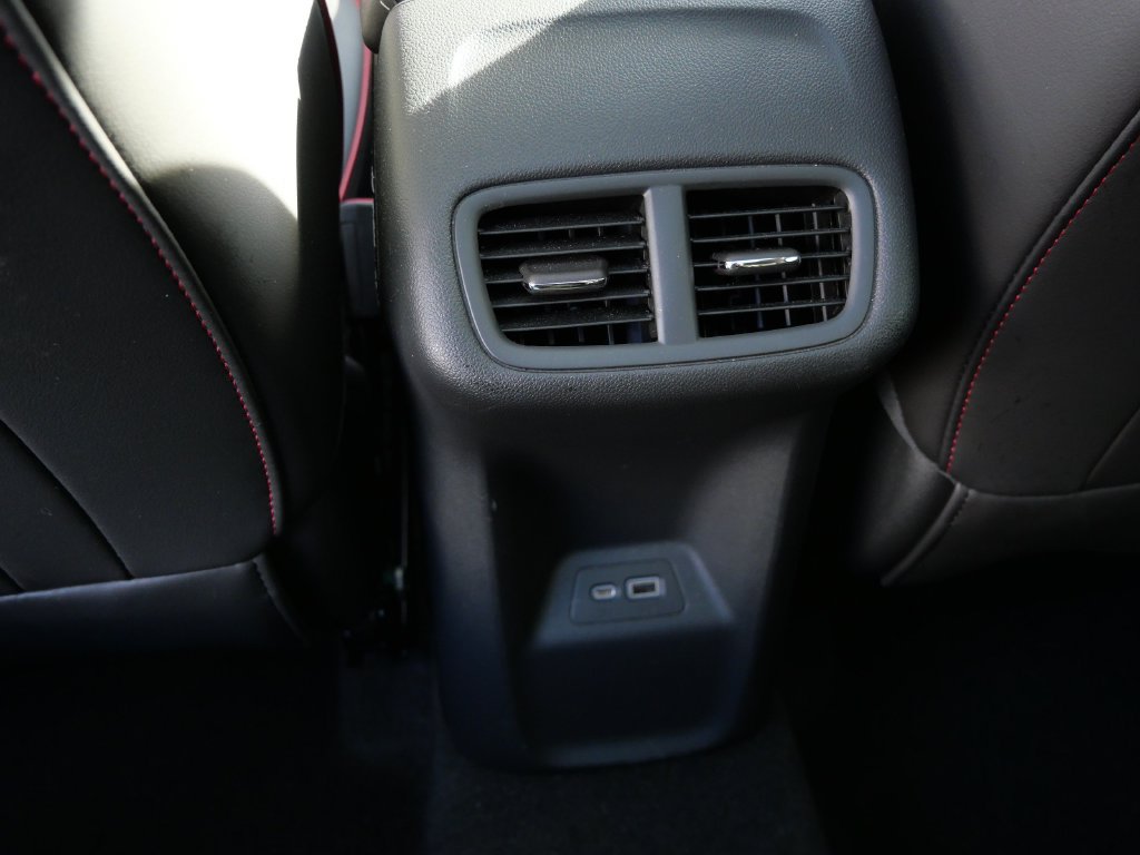 Used 2023 Buick Envision Essence w/ Technology Package I AWD/4WD image 20