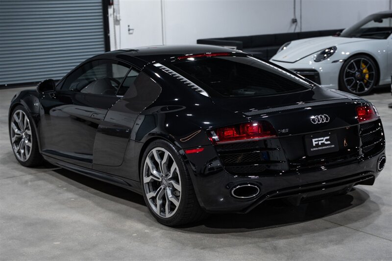 Used 2011 Audi R8 V10 AWD/4WD image 4