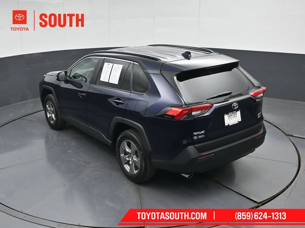 Used 2025 Toyota RAV4 XLE AWD/4WD image 49