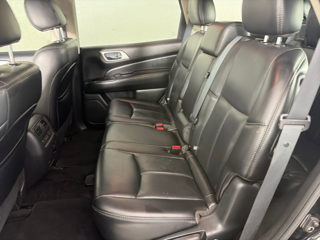Used 2017 Nissan Pathfinder SL w/ SL Premium Package AWD/4WD image 13