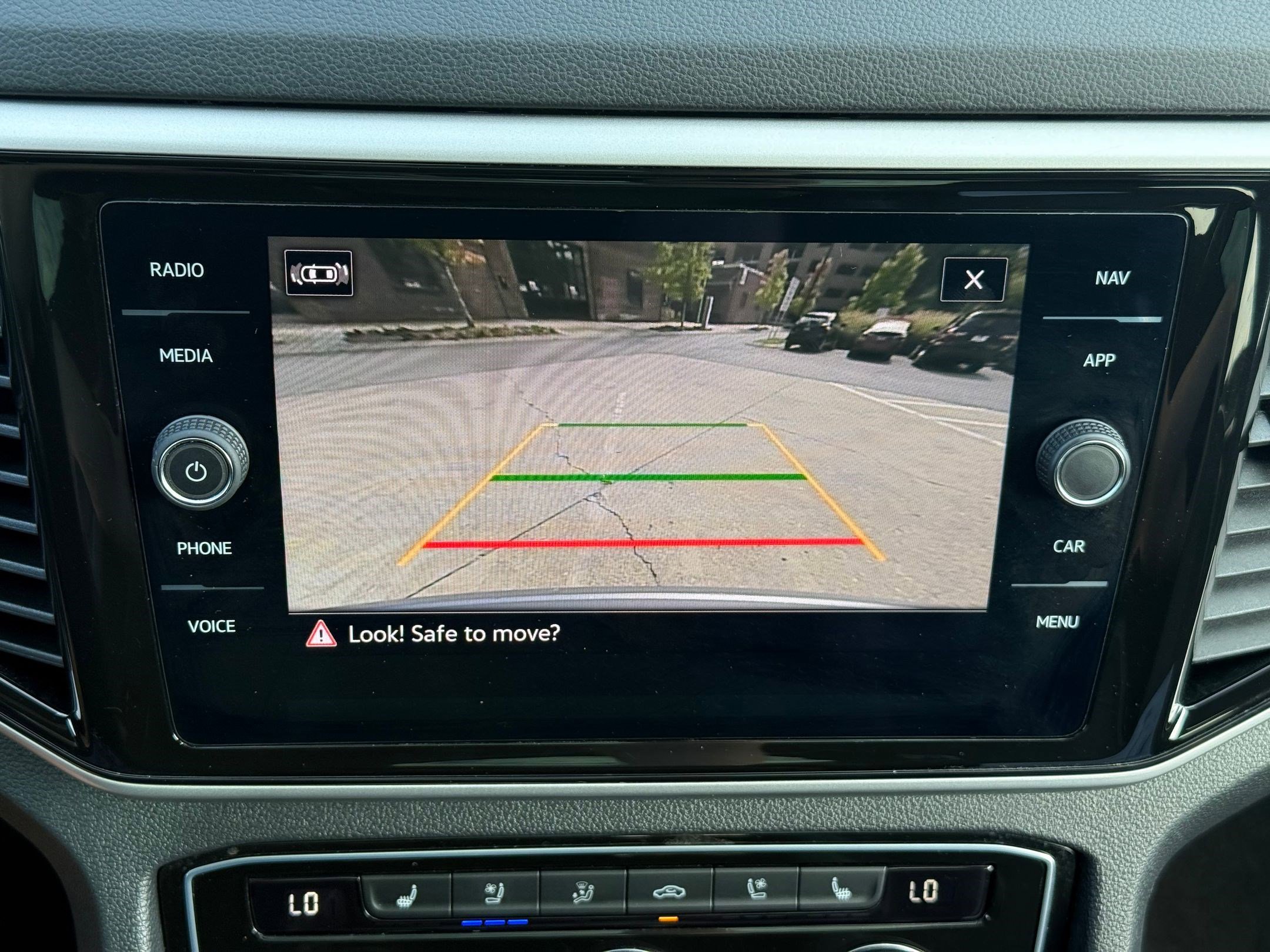 Used 2023 Volkswagen Atlas Cross Sport SEL Premium R-Line image 25