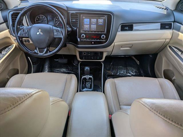 Used 2020 Mitsubishi Outlander SE FWD image 17