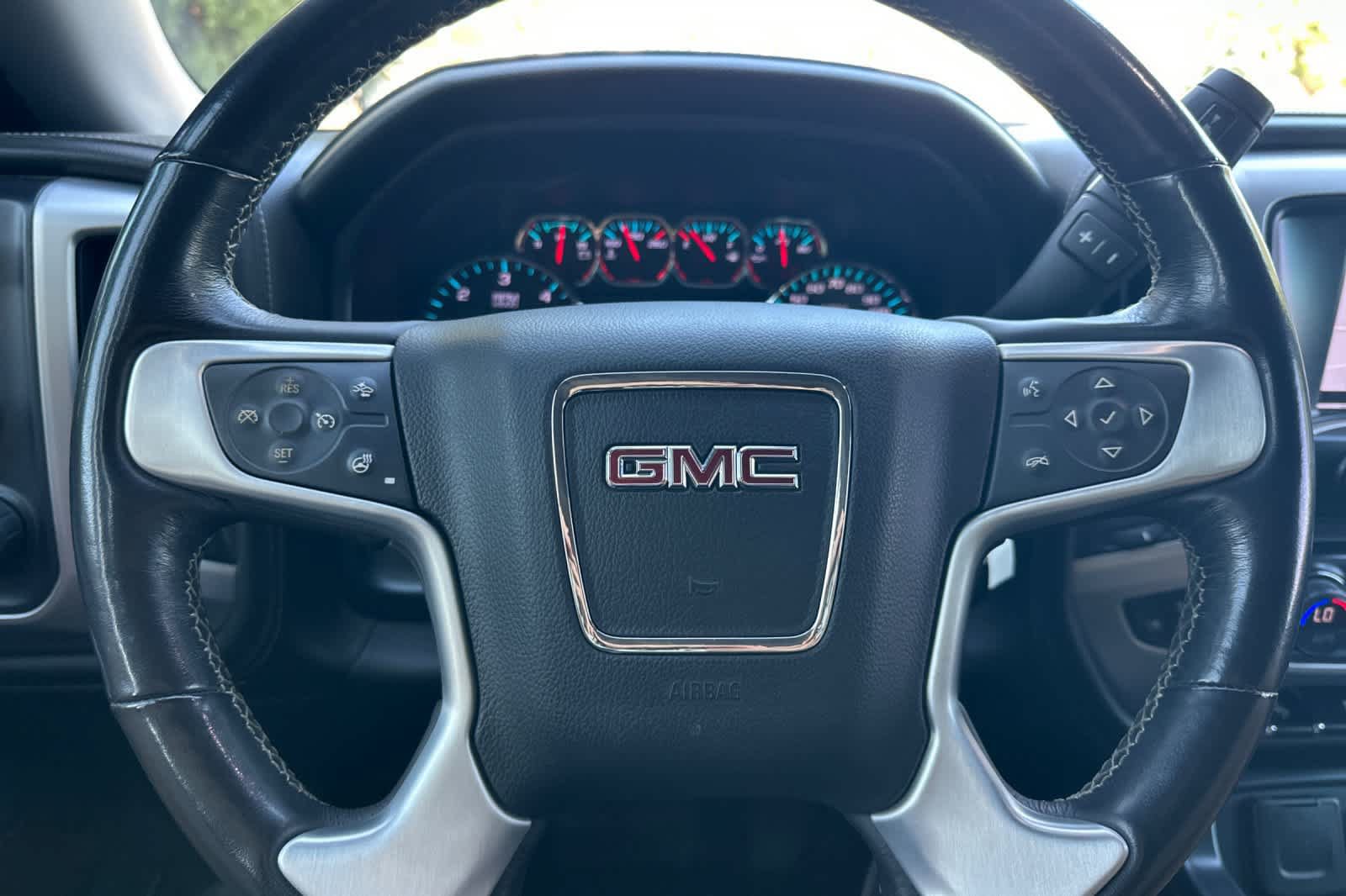 Used 2018 GMC Sierra 1500 SLT w/ SLT Premium Package AWD/4WD image 23