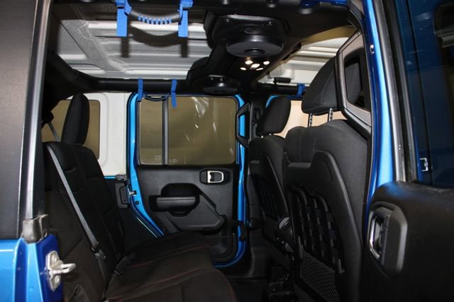 Used 2022 Jeep Wrangler Unlimited Rubicon image 14