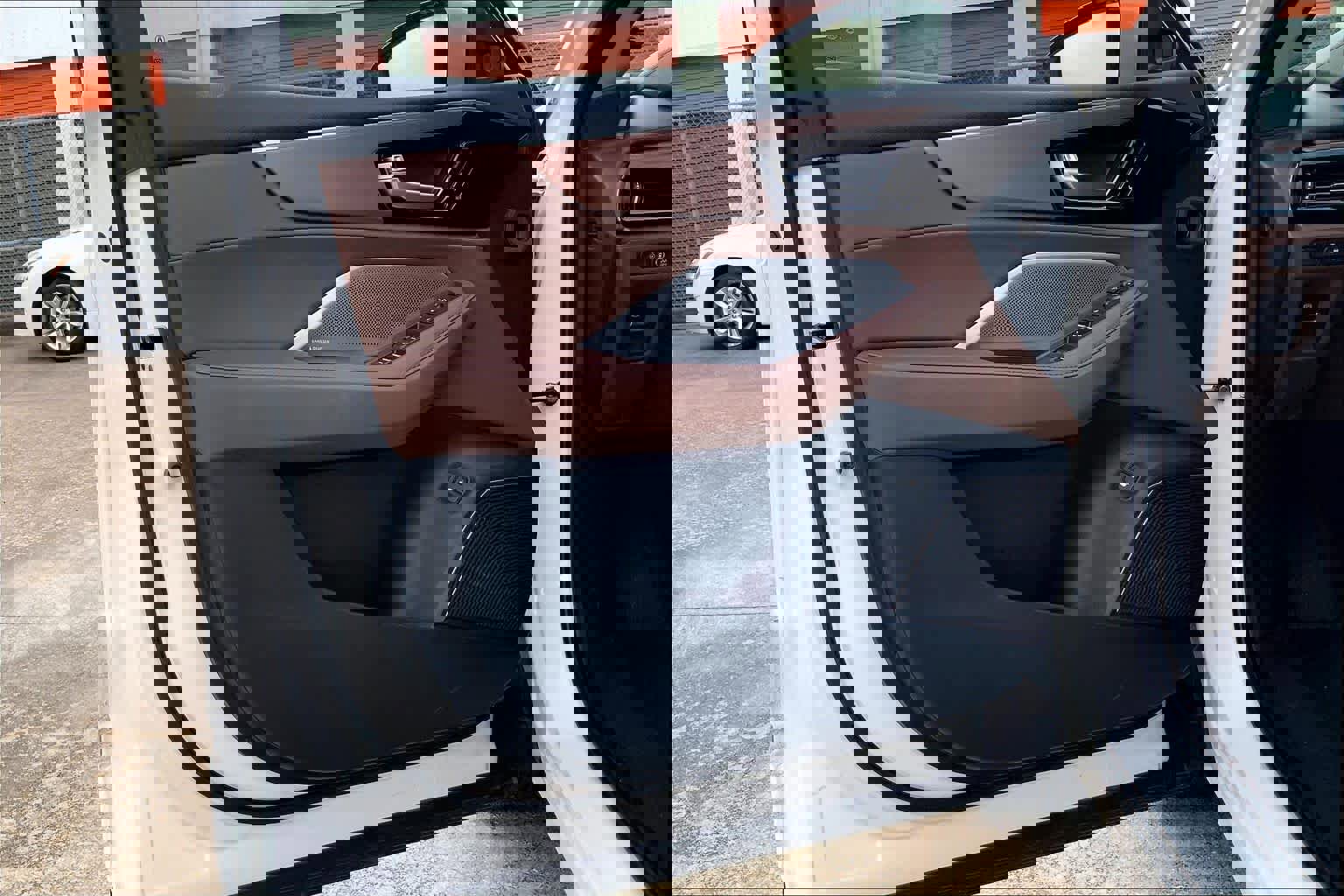 Certified 2025 Acura MDX SH-AWD w/ Technology Package image 19