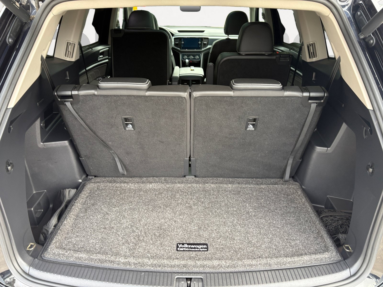 Certified 2023 Volkswagen Atlas SEL R-Line AWD/4WD image 12