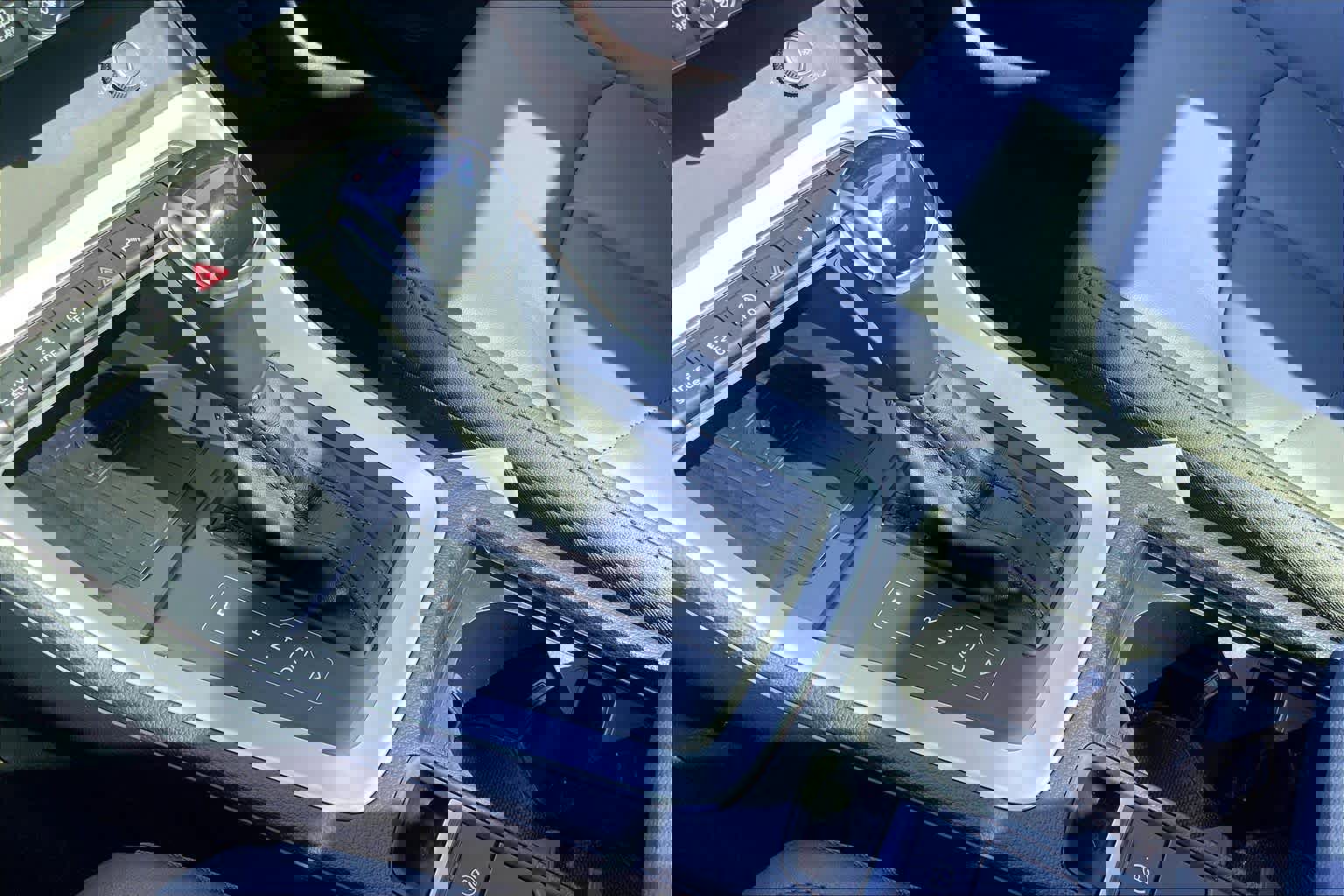 Used 2024 Audi Q3 2.0T Premium Plus image 16