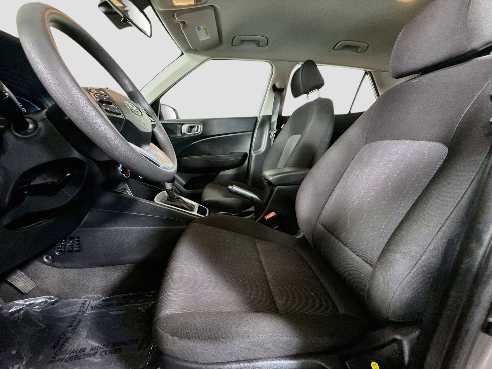 Used 2026 Hyundai Venue SE FWD image 17