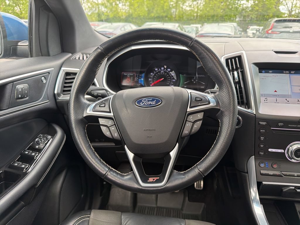 Used 2019 Ford Edge ST w/ Equipment Group 401A AWD/4WD image 13