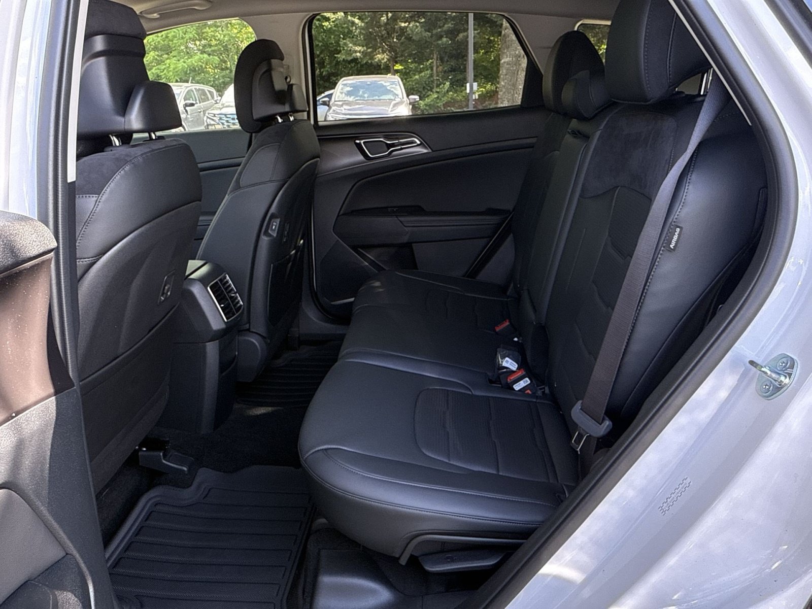 New 2026 Kia Sportage SX FWD image 42
