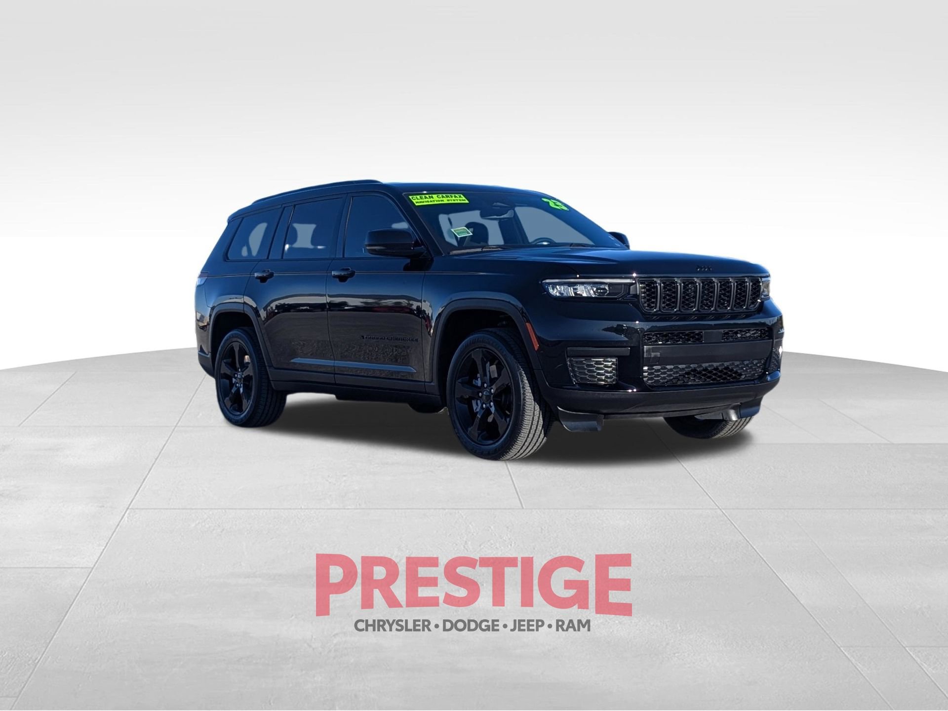 Used 2023 Jeep Grand Cherokee L Laredo image 5