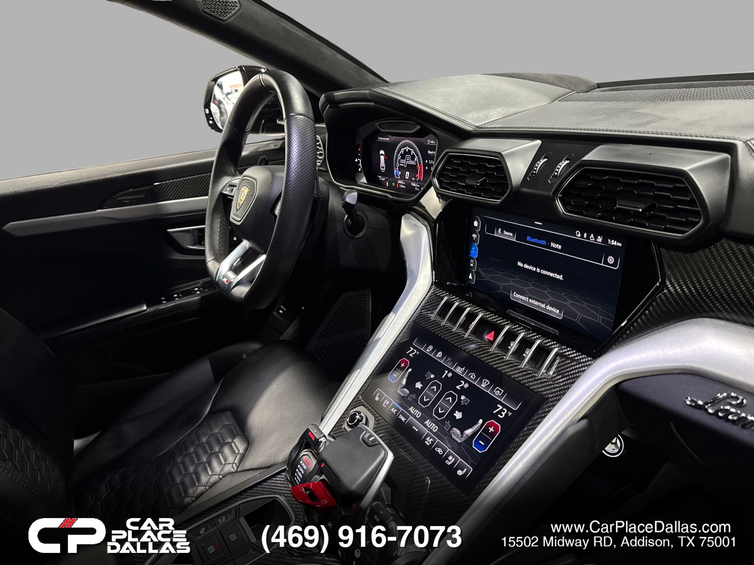 Used 2021 Lamborghini Urus AWD/4WD image 30