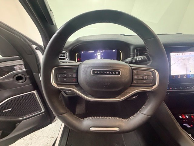 Used 2024 Jeep Wagoneer Series III AWD/4WD image 16