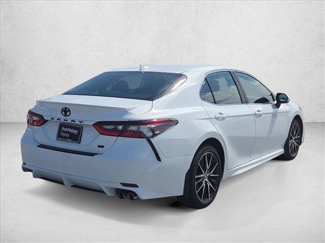 Used 2024 Toyota Camry SE w/ Convenience Package FWD image 6
