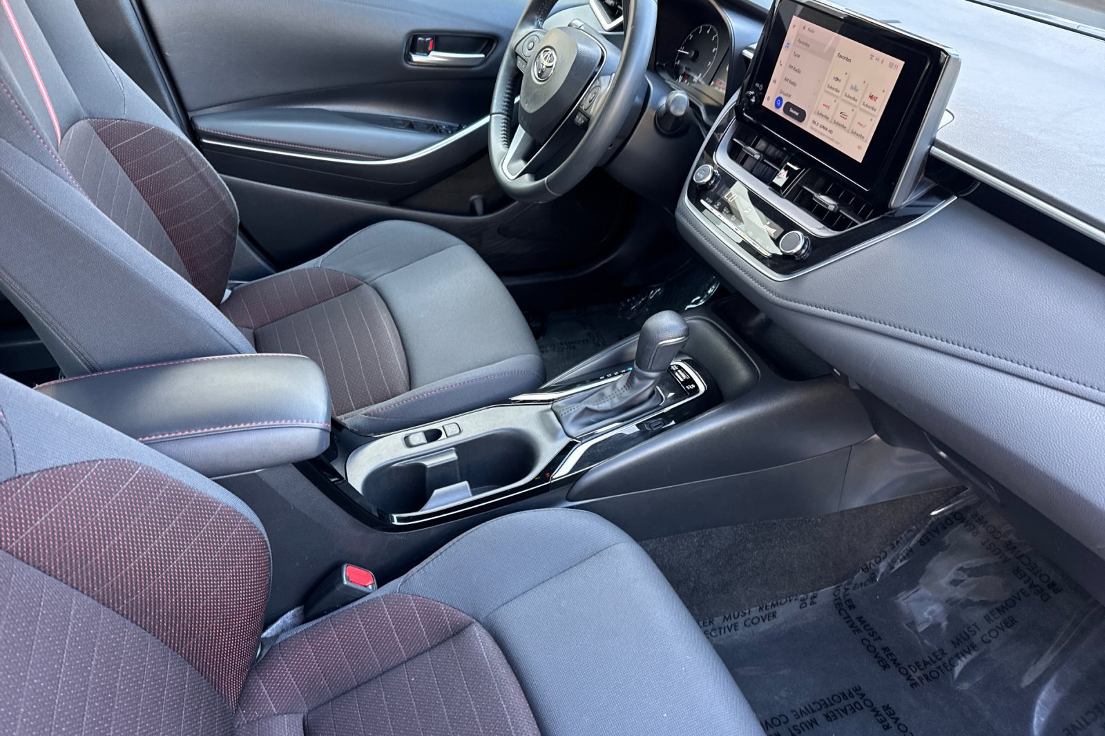 Used 2024 Toyota Corolla SE FWD image 21