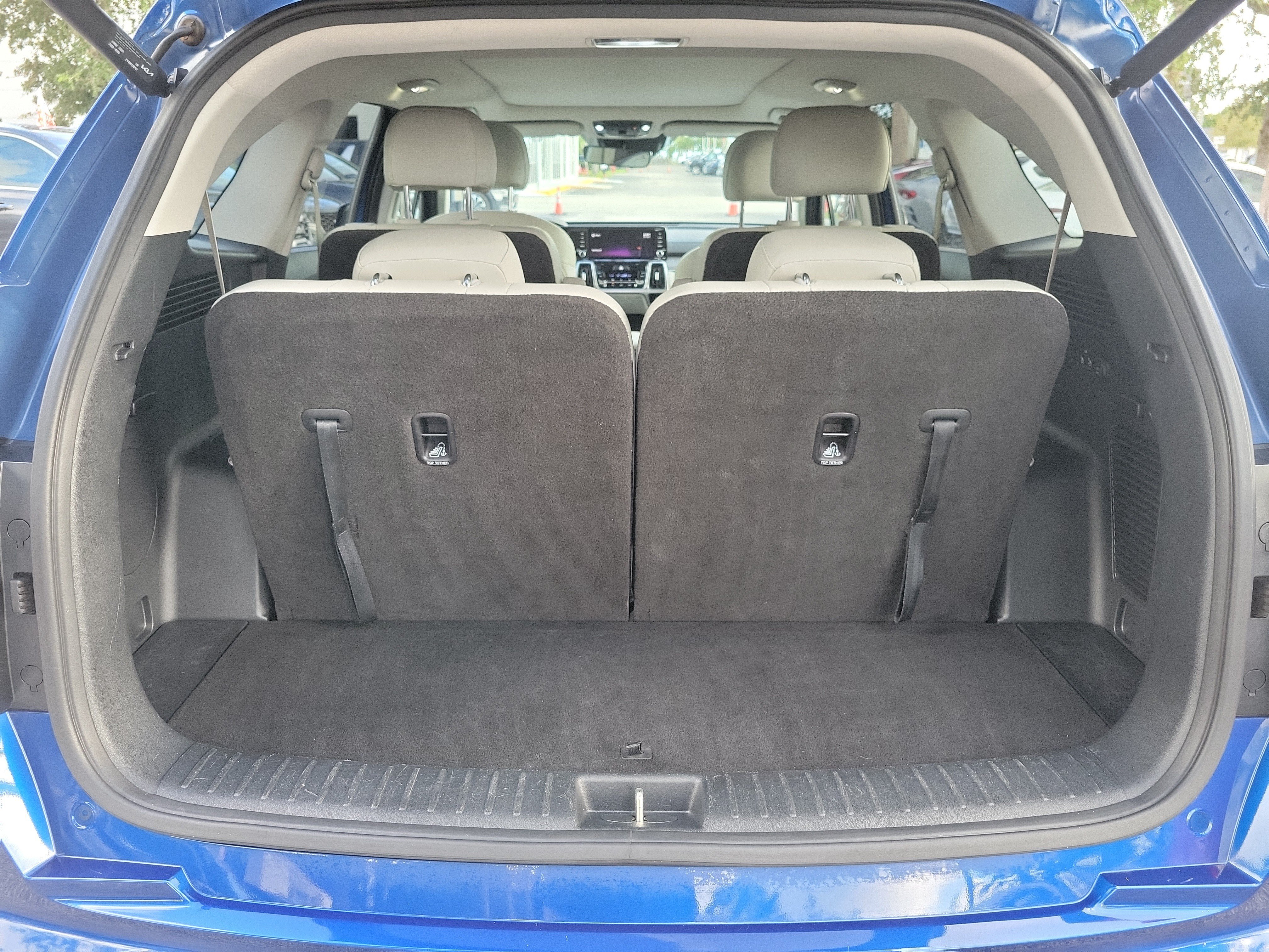 Used 2022 Kia Sorento EX w/ Panoramic Sunroof Package FWD image 14