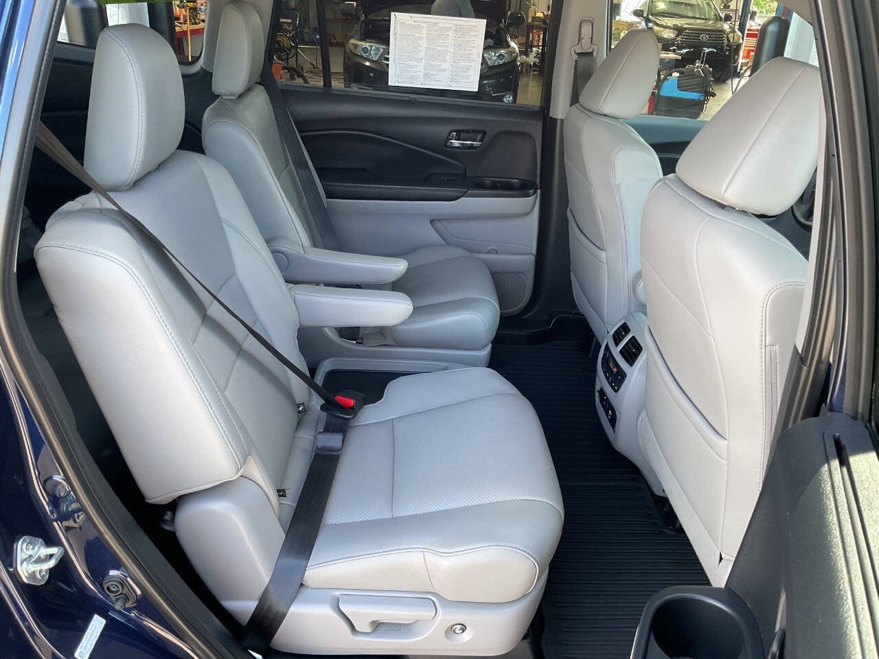 Used 2016 Honda Pilot Elite image 48