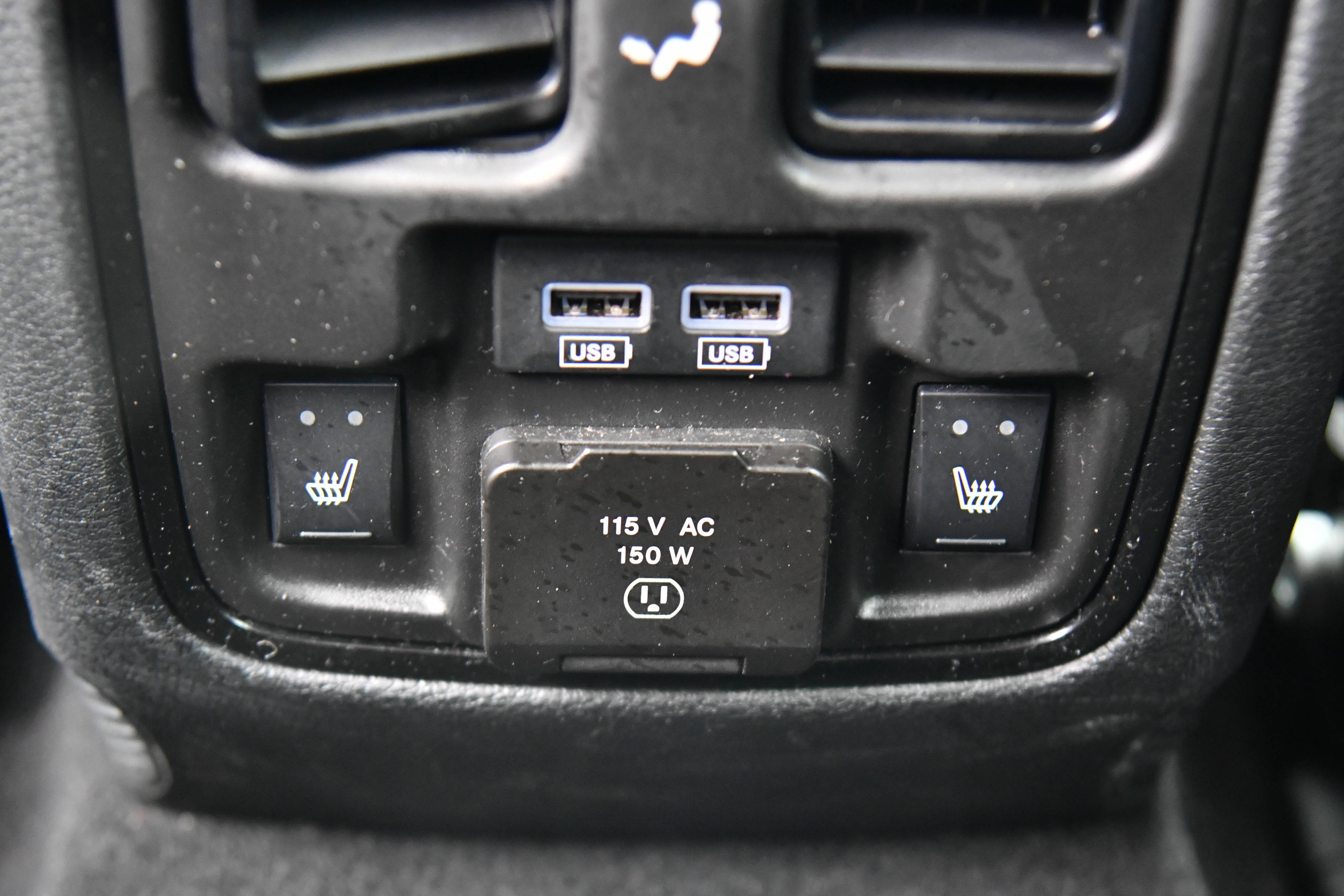 Used 2025 Dodge Durango GT AWD/4WD image 41