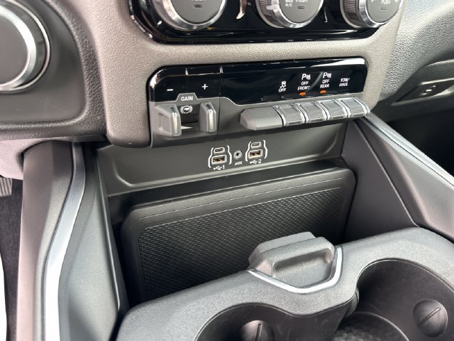 New 2026 RAM 1500 Big Horn w/ Night Edition AWD/4WD image 25