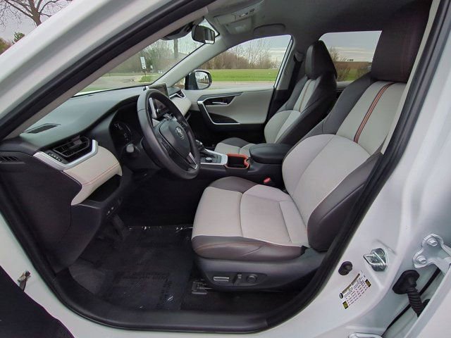 Certified 2024 Toyota RAV4 Adventure AWD/4WD image 8