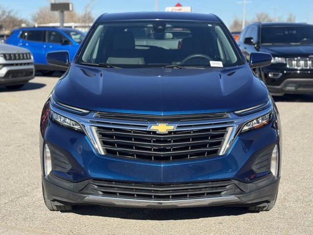 Used 2023 Chevrolet Equinox LT image 2
